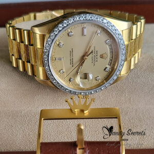 Vanity Secrets London Rolex Day Date with Diamonds 750 Gold in original condition